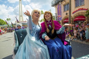 Carruaje Elsa y Anna Disneyland Paris - Todo Frozen